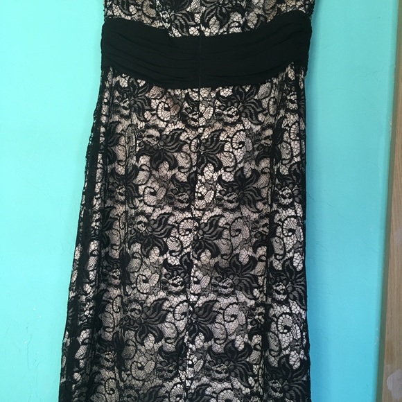 Dress - Picture 3 of 6